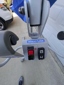 Arjo Maxi Lite Foldable Patient Lift -Good for Vehicle Transfer - Photo 6