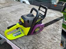 Poulan Wild Thing Chainsaw 2 Stroke With 18' Bar And Chain