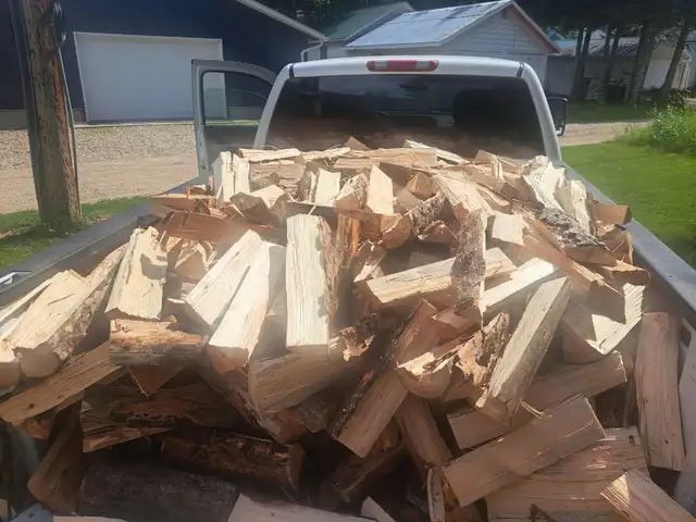 FIREWOOD FREE DELIVERY