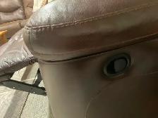 Love Seat - Photo 5