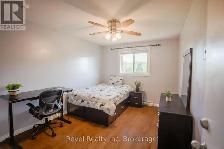3 Bedroom apartment in a 2 unit house - Photo 7