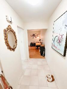 Downtown Heated 2 Bedroom - Photo 2