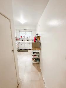 Downtown Heated 2 Bedroom - Photo 6
