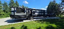 2022 36'X14' CHEROKEE 4 SEASON-3HYDRAULIC SLIDES-2XA/C-MINT COND - Photo 4