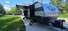 2022 36'X14' CHEROKEE 4 SEASON-3HYDRAULIC SLIDES-2XA/C-MINT COND - Photo 5