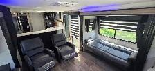 2022 36'X14' CHEROKEE 4 SEASON-3HYDRAULIC SLIDES-2XA/C-MINT COND - Photo 11