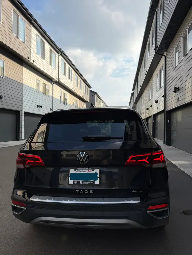 Volkswagen Taos 4WD 2022