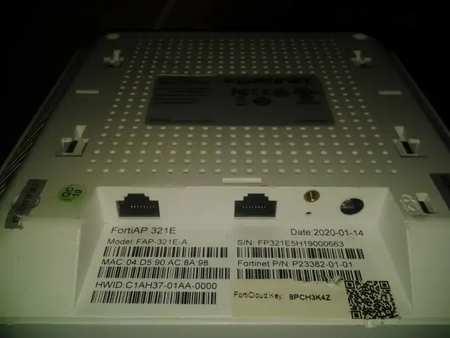 Fortinet Fortiap 321E  200  fortiap fortinet fortiswitch CISCO