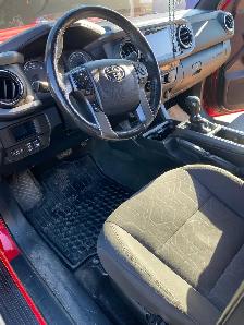 Toyota Tacoma - Photo 5