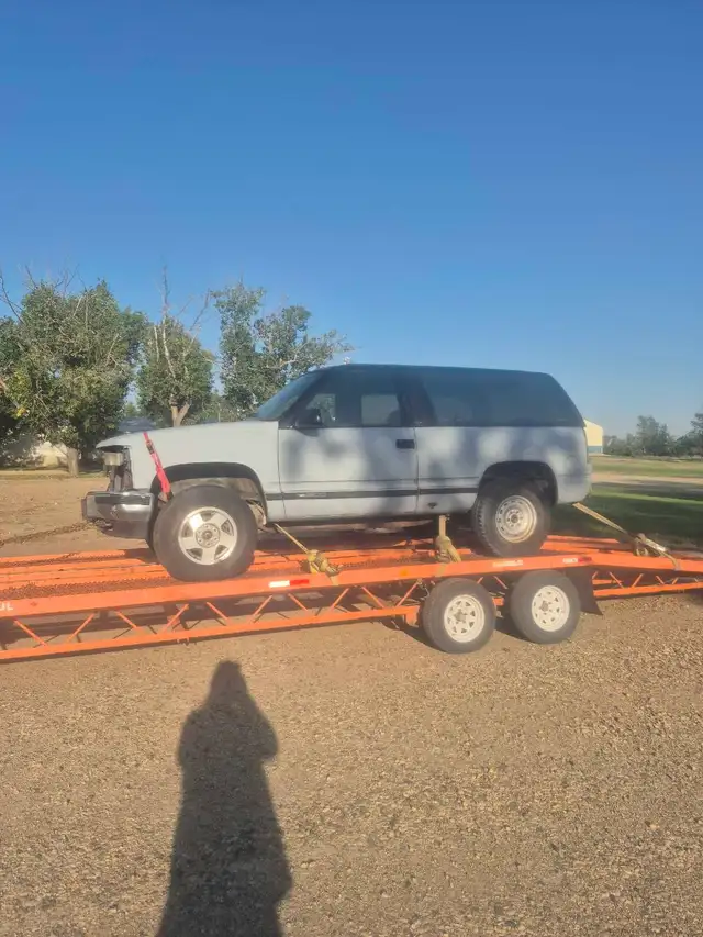2 door tahoe