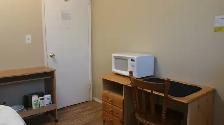 Furnished Room in Sylvan Lake Looking for Mature Roommate. - Photo 4