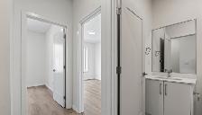 5 Bedroom Townhome in North Glenora - Photo 17