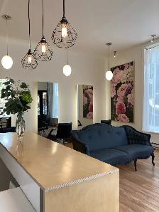 Poste de coiffeur ou coiffeuse