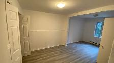 Beau 5 1/2 rénové avec jardin et stockage (chambre double) DISPO - Photo 6