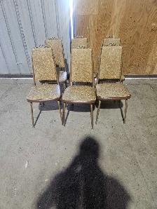 6 Chairs - Photo 2