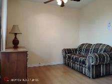 3-1/2 Subway station/ Metro Assomption/Cadillac, 1050 $/ M - Photo 2