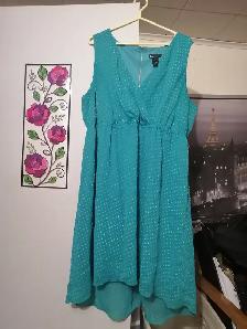 Women's clothing small medium and size 22 dress $3 each - Photo 10
