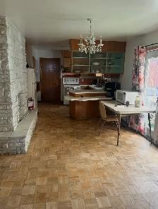 bedroom for rent by college - Photo 3