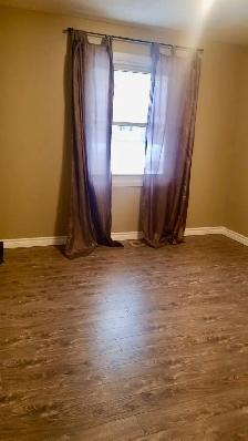 House for rent - Photo 3