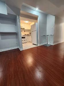 1 Bedroom Basement Apartment - Photo 2