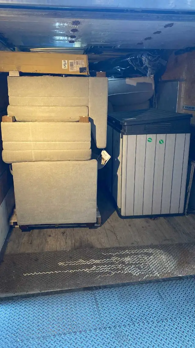 Reliable Moving delivery