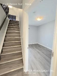 CUTE 3 BED 1 BATH IN A GREAT LOCATION $1,800 HYDRO - Photo 16