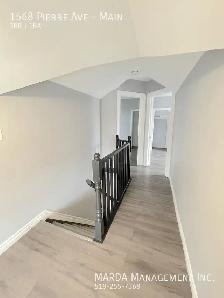 CUTE 3 BED 1 BATH IN A GREAT LOCATION $1,800 HYDRO - Photo 23