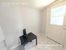CUTE 3 BED 1 BATH IN A GREAT LOCATION $1,800 HYDRO - Photo 33
