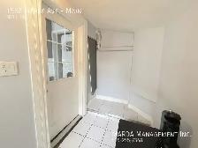 CUTE 3 BED 1 BATH IN A GREAT LOCATION $1,800 HYDRO - Photo 34