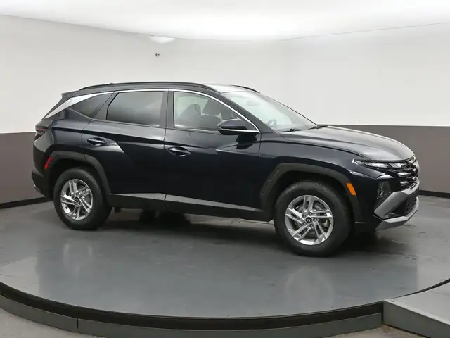 2026 Hyundai Tucson PREFFERED AWD, HEATED SEATS, BACKUP CAMERA &