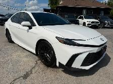 2025 Toyota Camry Hybrid SE - Photo 3