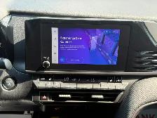 2025 Toyota Camry Hybrid SE - Photo 14