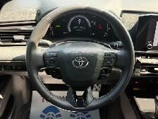 2025 Toyota Camry Hybrid SE - Photo 15