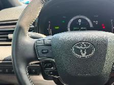2025 Toyota Camry Hybrid SE - Photo 16