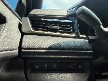 2025 Toyota Camry Hybrid SE - Photo 18