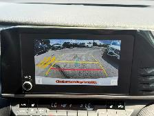 2025 Toyota Camry Hybrid SE - Photo 25