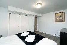 C7 BSMT - 3 BEDROOMS | FULLY FURNISHED ALL UTILITIES INCLUDE - Photo 7