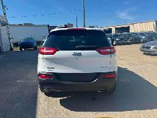 2018 Jeep Cherokee North - Photo 6
