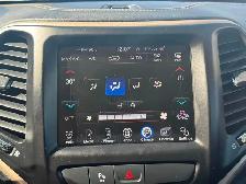 2018 Jeep Cherokee North - Photo 12