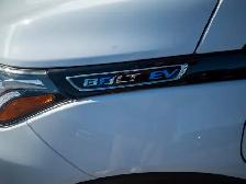2017 Chevrolet Bolt EV LT - Power Liftgate | Remote Engine Start - Photo 12