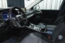 2025 Mitsubishi Outlander Plug-In Hybrid - Photo 13