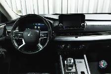 2025 Mitsubishi Outlander Plug-In Hybrid - Photo 21