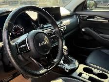 2022 Kia Seltos SX Turbo | AWD | No Accidents | One Owner - Photo 14