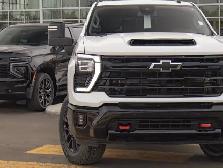 2025 Chevrolet Silverado 3500HD LT Trail Boss 6.6L Duramax Z71 - Photo 5