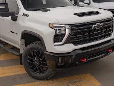 2025 Chevrolet Silverado 3500HD LT Trail Boss 6.6L Duramax Z71 - Photo 16