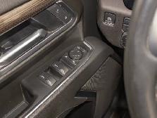2025 Chevrolet Silverado 3500HD LT Trail Boss 6.6L Duramax Z71 - Photo 21