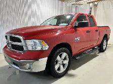 RAM 1500 Classic SXT Plus Quad Cab 4x4 caisse de 6 pi 4 po 2020