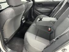 Toyota Corolla Le Sièges Chauffant 2023 à vendre - Photo 26