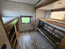 2018 Sabre 31BHT 31 Ft T/A Fifth Wheel Cobalt - Photo 20