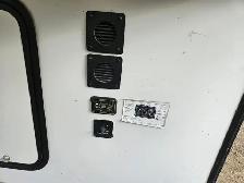 2018 Sabre 31BHT 31 Ft T/A Fifth Wheel Cobalt - Photo 35